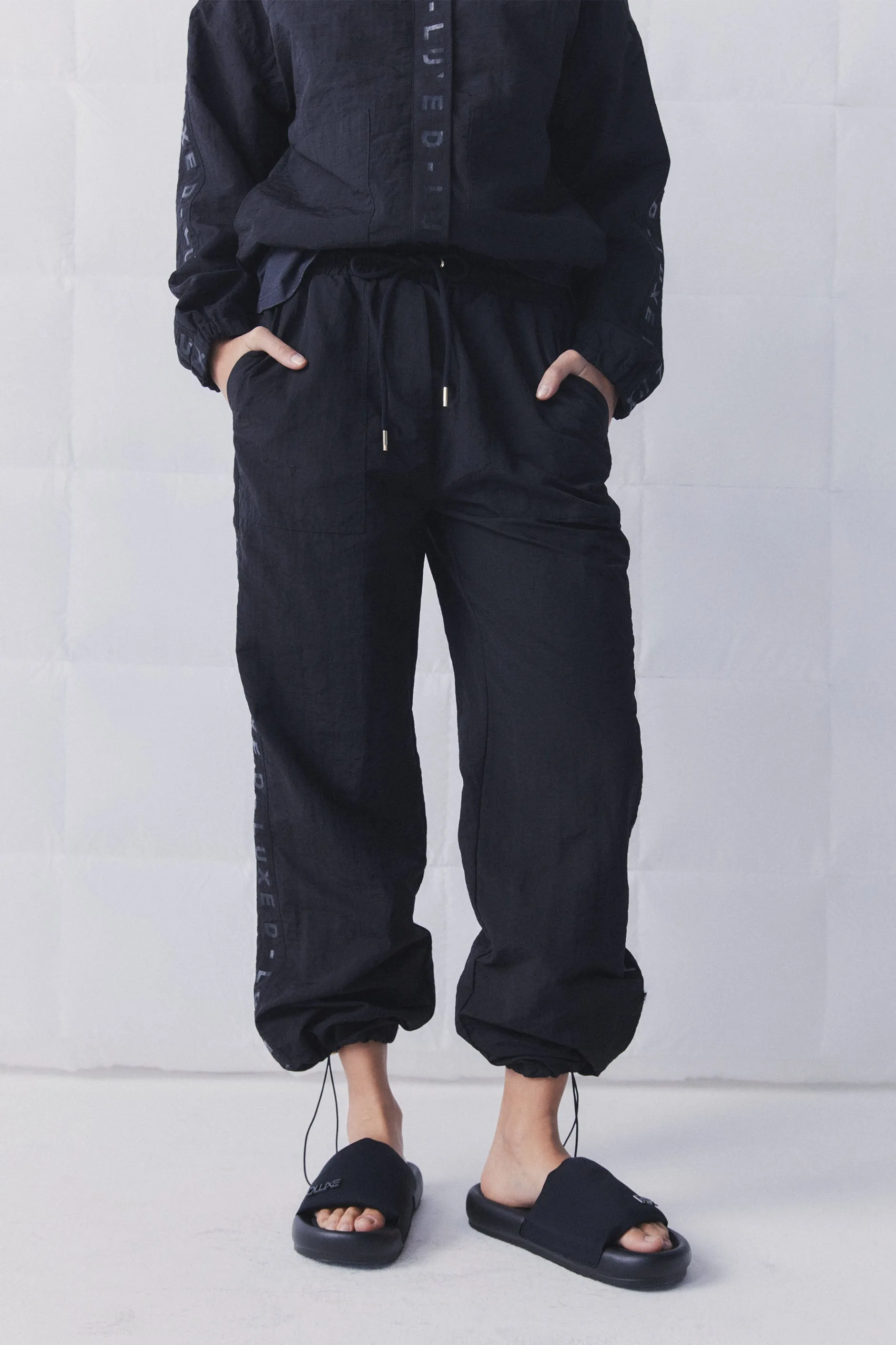 D-Luxe Lightweight Cargo Pant