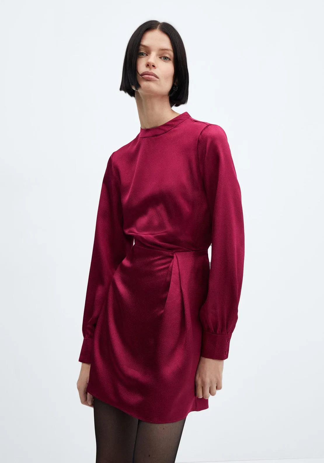 Puffed sleeves satin dress