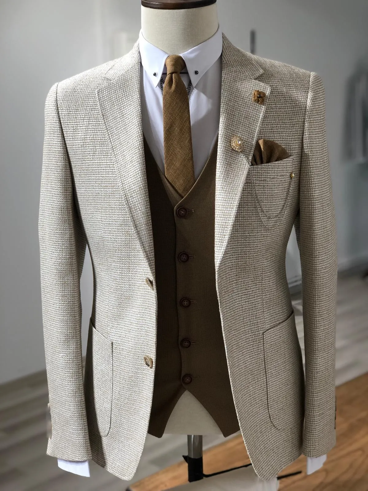 Slim-Fit Patterned Jacket Beige