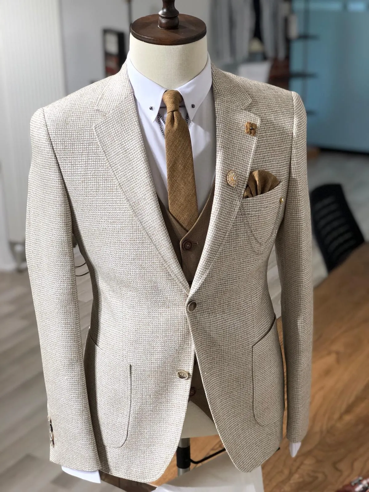 Slim-Fit Patterned Jacket Beige