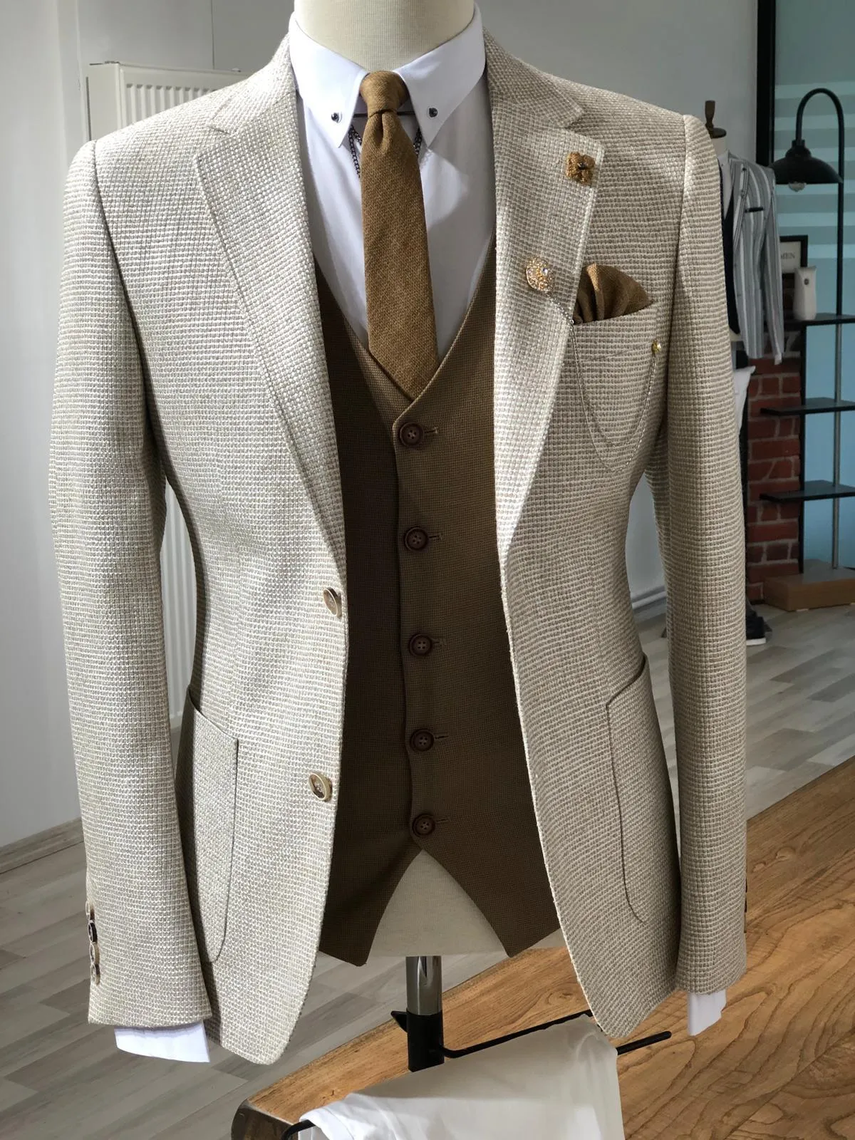 Slim-Fit Patterned Jacket Beige