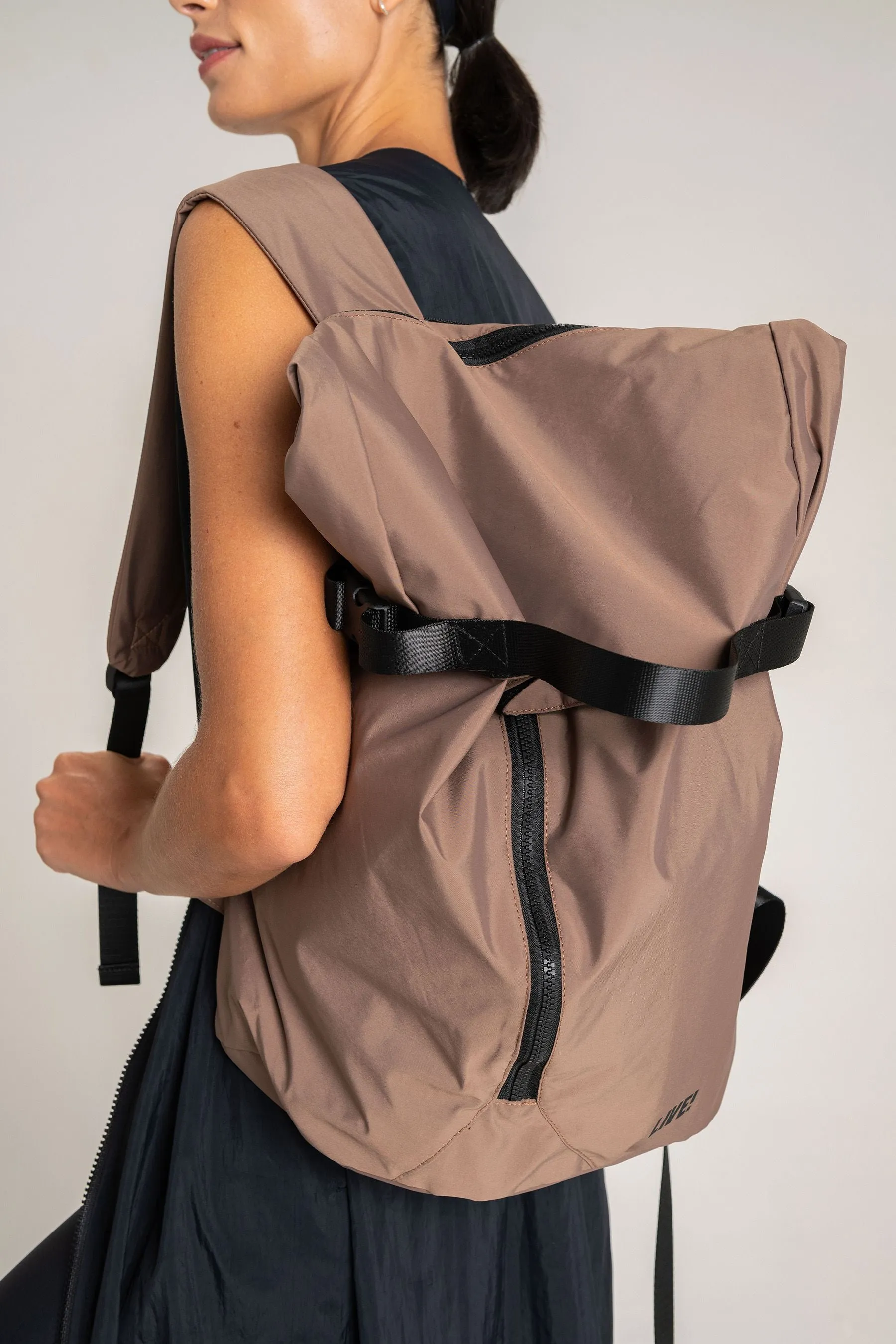 Track Adventure Backpack